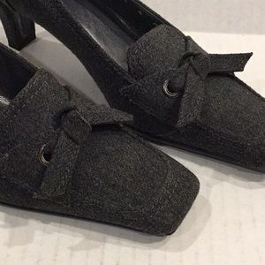 STUART WEITZMAN Women's Gray Size 4M